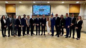 ברקת עם הנספחים, צילום: משרד הכלכלה והתעשייה